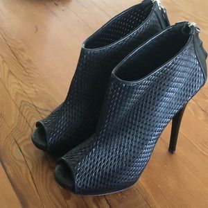 Giuseppe Zanotti Open Toe Cage Heels